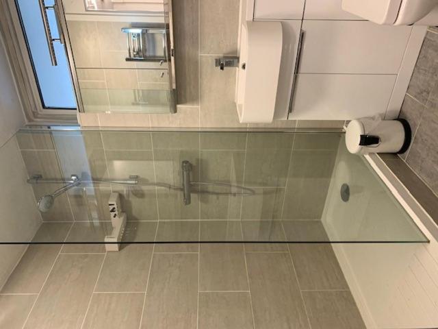 Lc One Bedroom With Balcony Apartment London