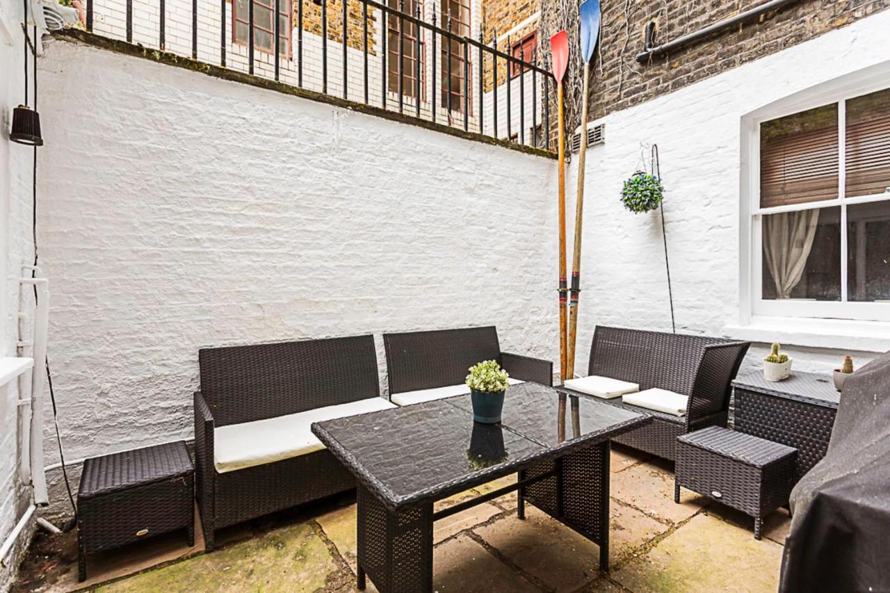 Appartement Style Three Bedroom House *