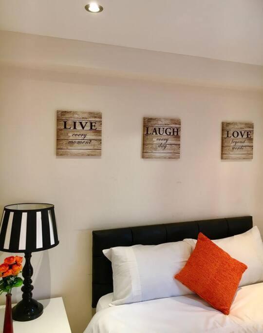 One Bedroom Flat In Apartment London