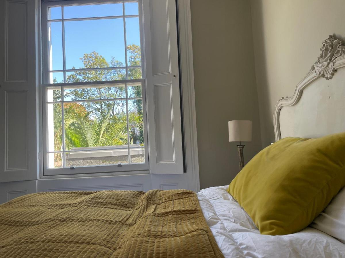 Holiday home Beautiful Victorian House, Sleeps 12 *
