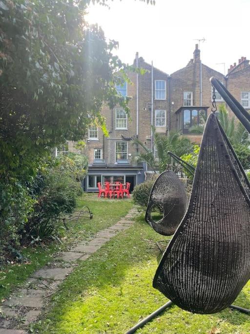 Holiday home Beautiful Victorian House, Sleeps 12