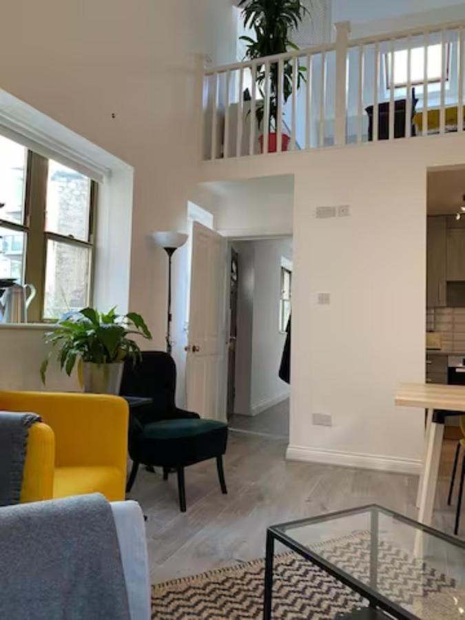 Appartamento Modern & Spacious 2bd In Limehouse Londra