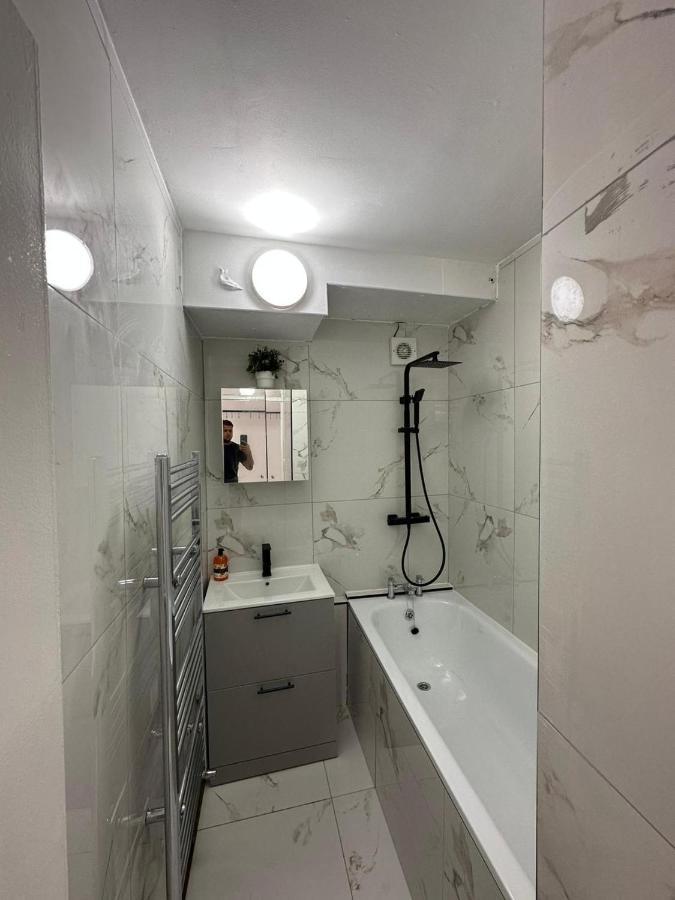 Lovely 3-bed In Londen