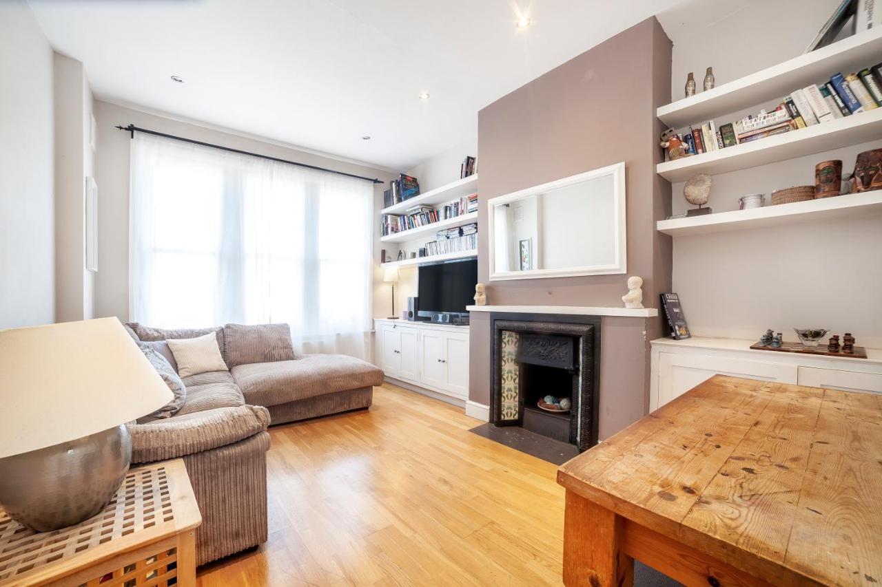 Apartment Amazing 2bdr Near Park, Herne Hill London