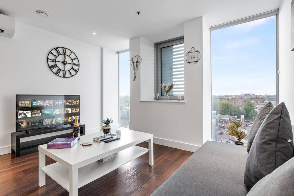 Amazing Britania 1 Bedroom Flat In Bp40 Lägenhet