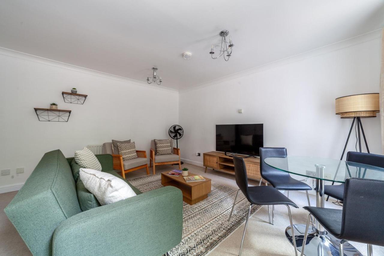 Lägenhet Newly Refurbished 2br Flat Near Excel Centre