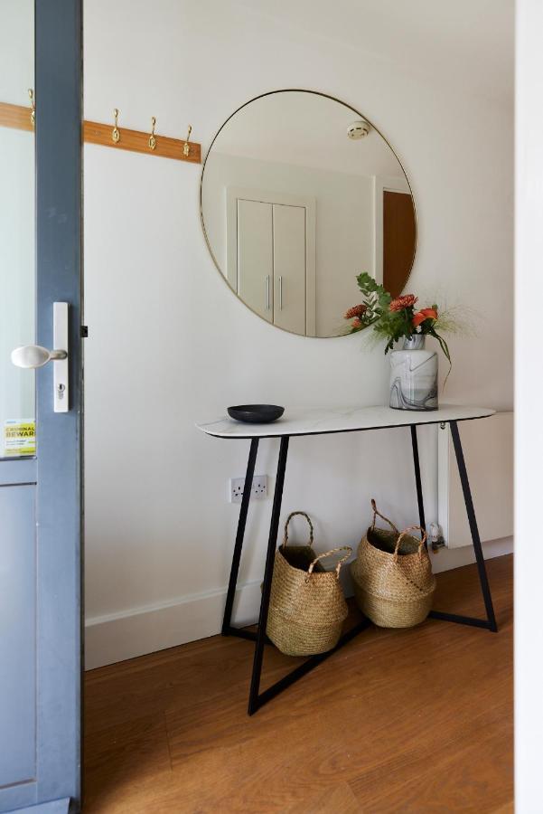 The Islington Place - Stunning 2bdr House Apartment London