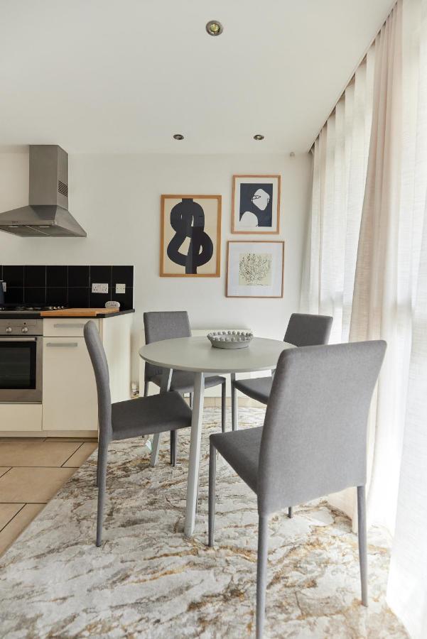 The Islington Place - Stunning 2bdr House Apartment London