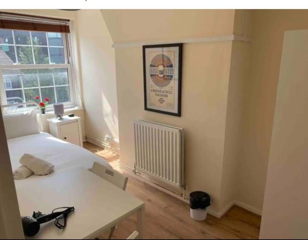Aplacetostay Apartment, Zone 1 Dow * London