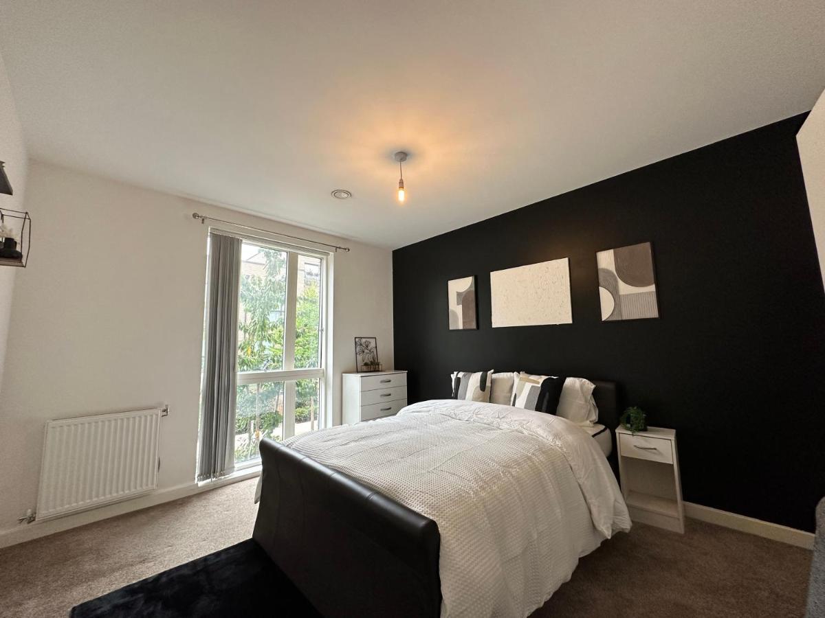 Privatunterkunft Deluxe Spacious Near Bridge! London