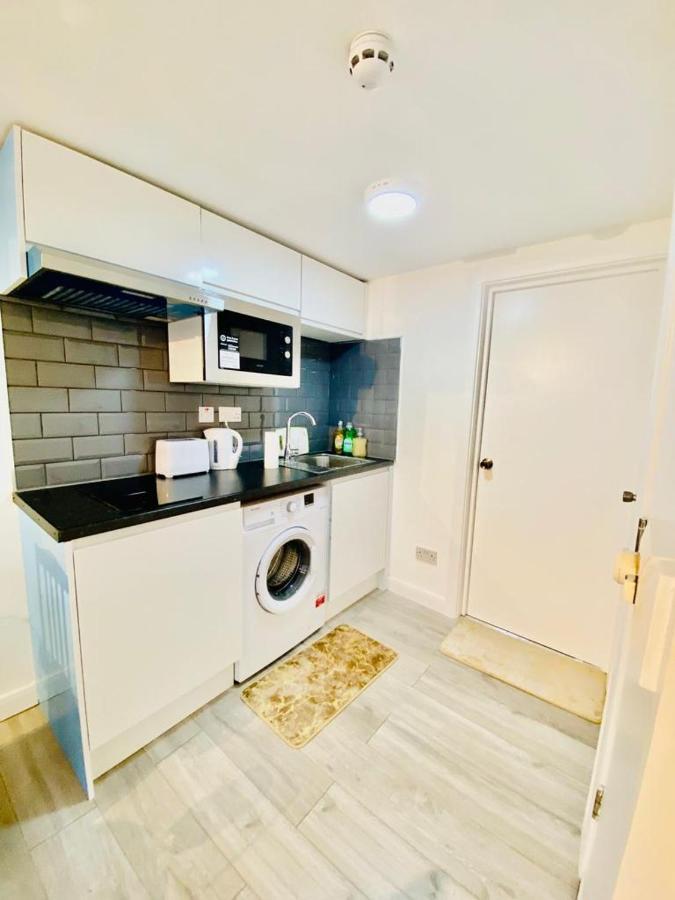 One Bed Flat Near Wembley Stadium * London