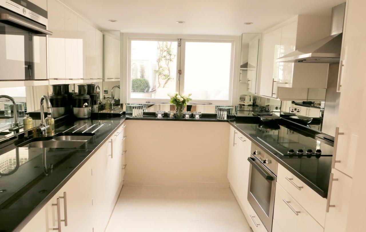 Belgravia Flat, With Private Terrace Apartment