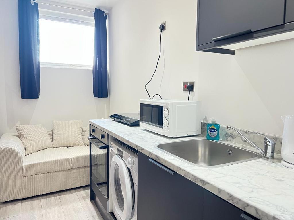 Studio Apartment