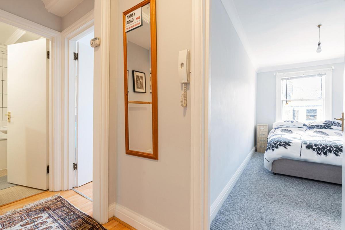 Lejlighed Joivy Bright Apt In West Hampstead *