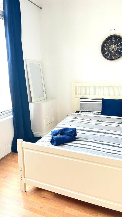 Guest house Aldgate London