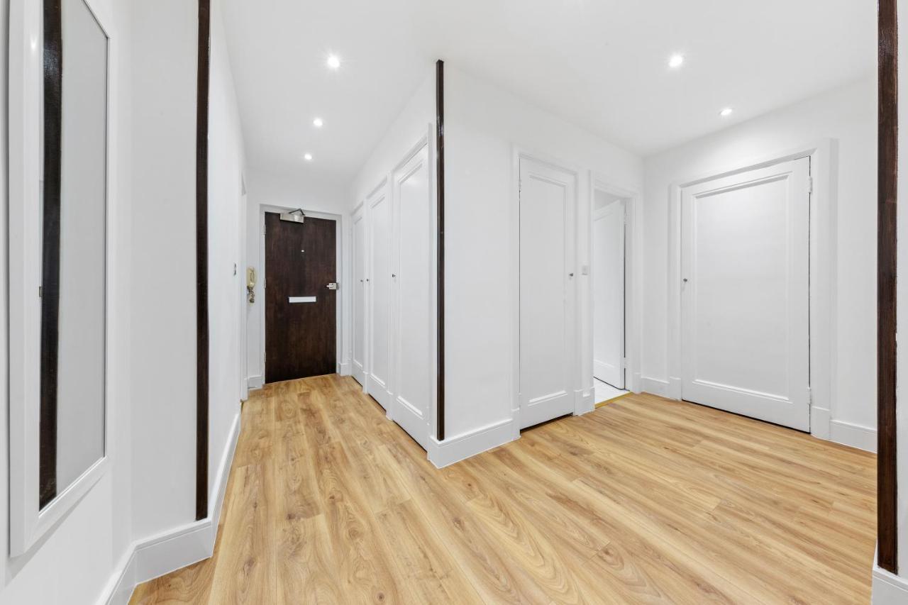 Modern Flat In Appartamento Londra