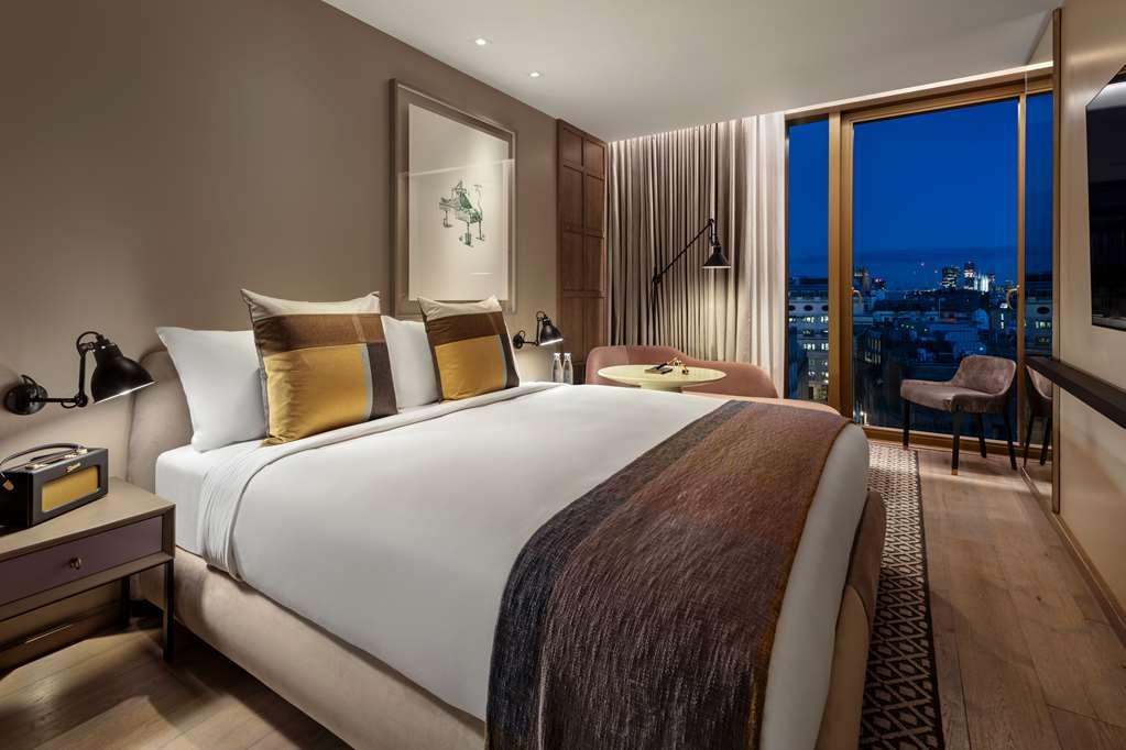 The Londoner Hotel