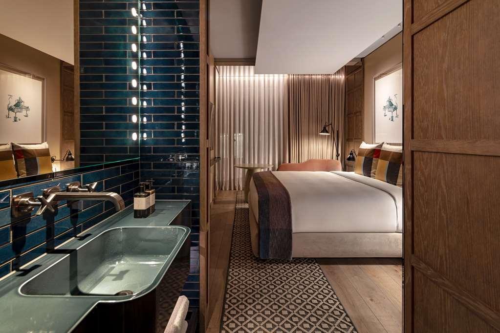 The Londoner Hotel London
