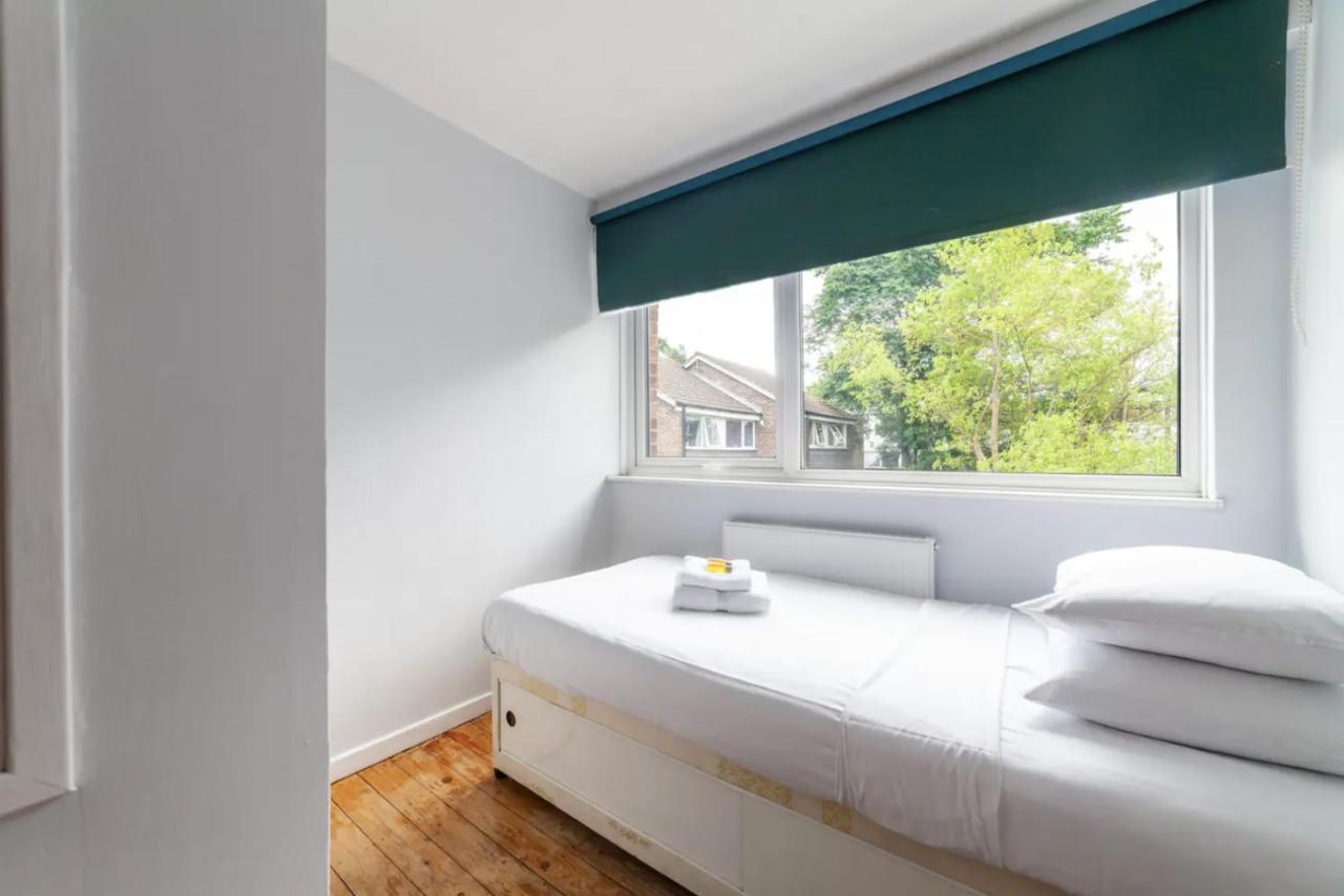 Peaceful Renovated 5bdr House Wgarden Londres