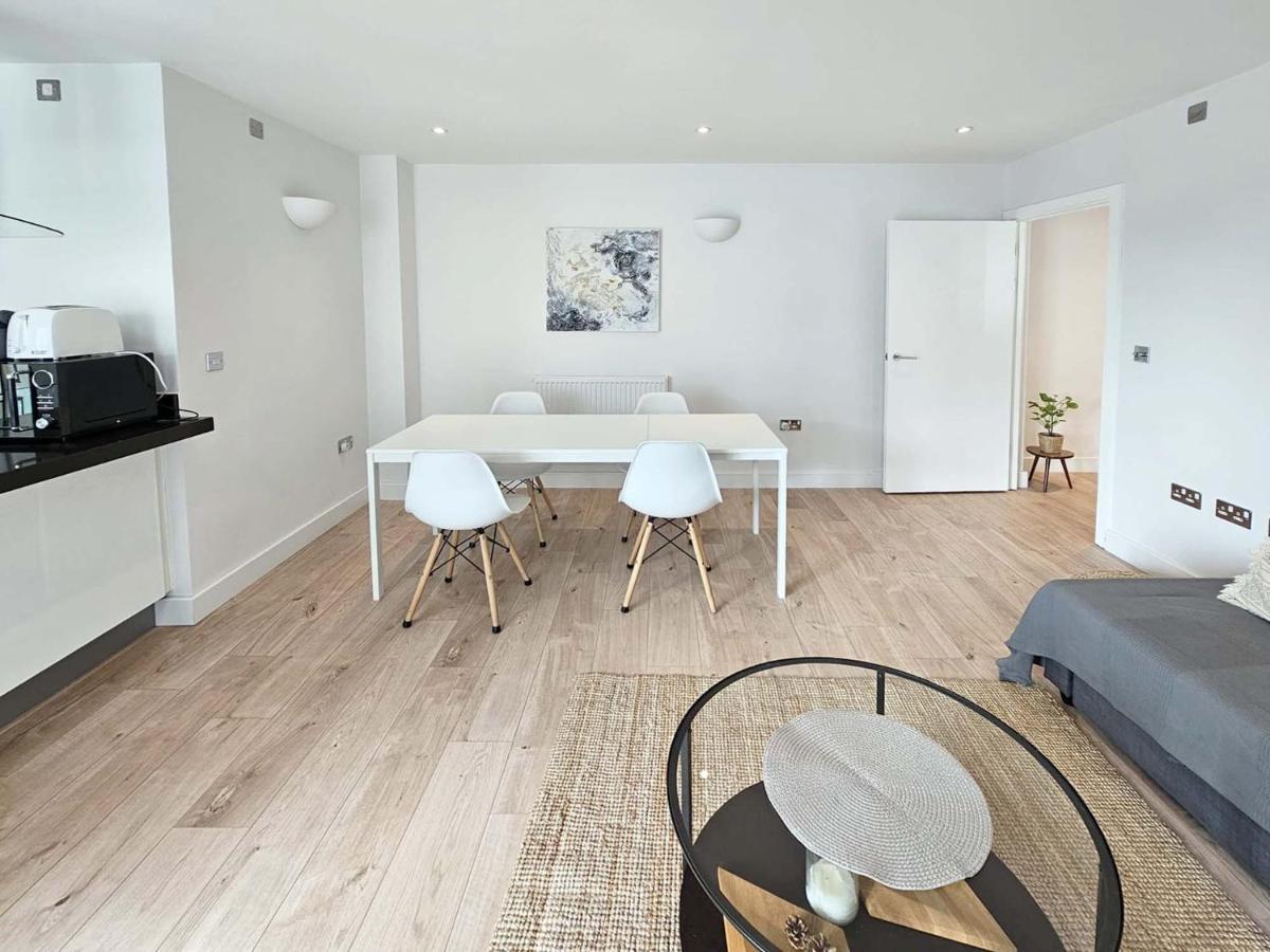 Beautiful 2 Bedroom Flat In Battersea Appartement *