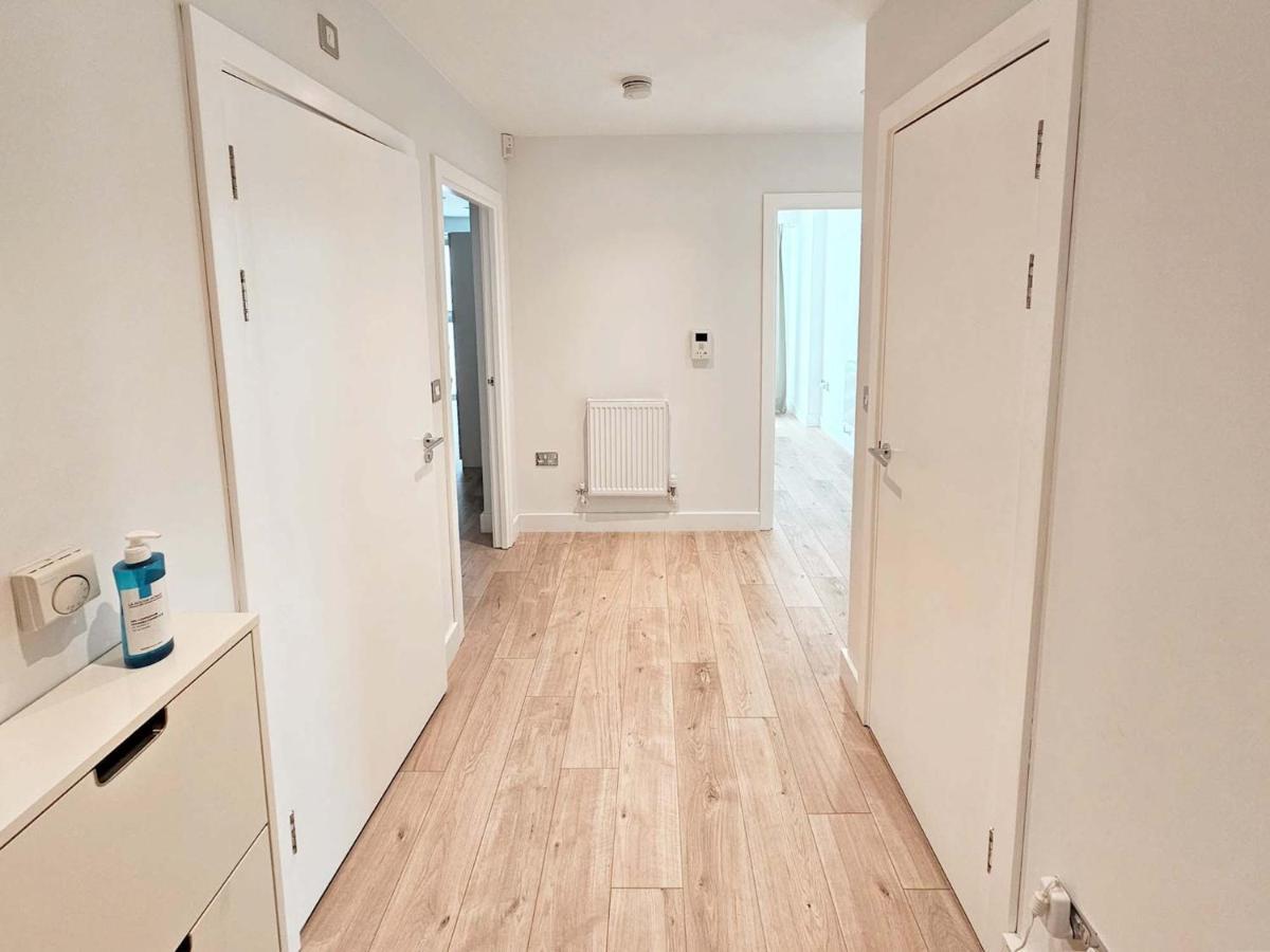 Beautiful 2 Bedroom Flat In Battersea Appartement Londres