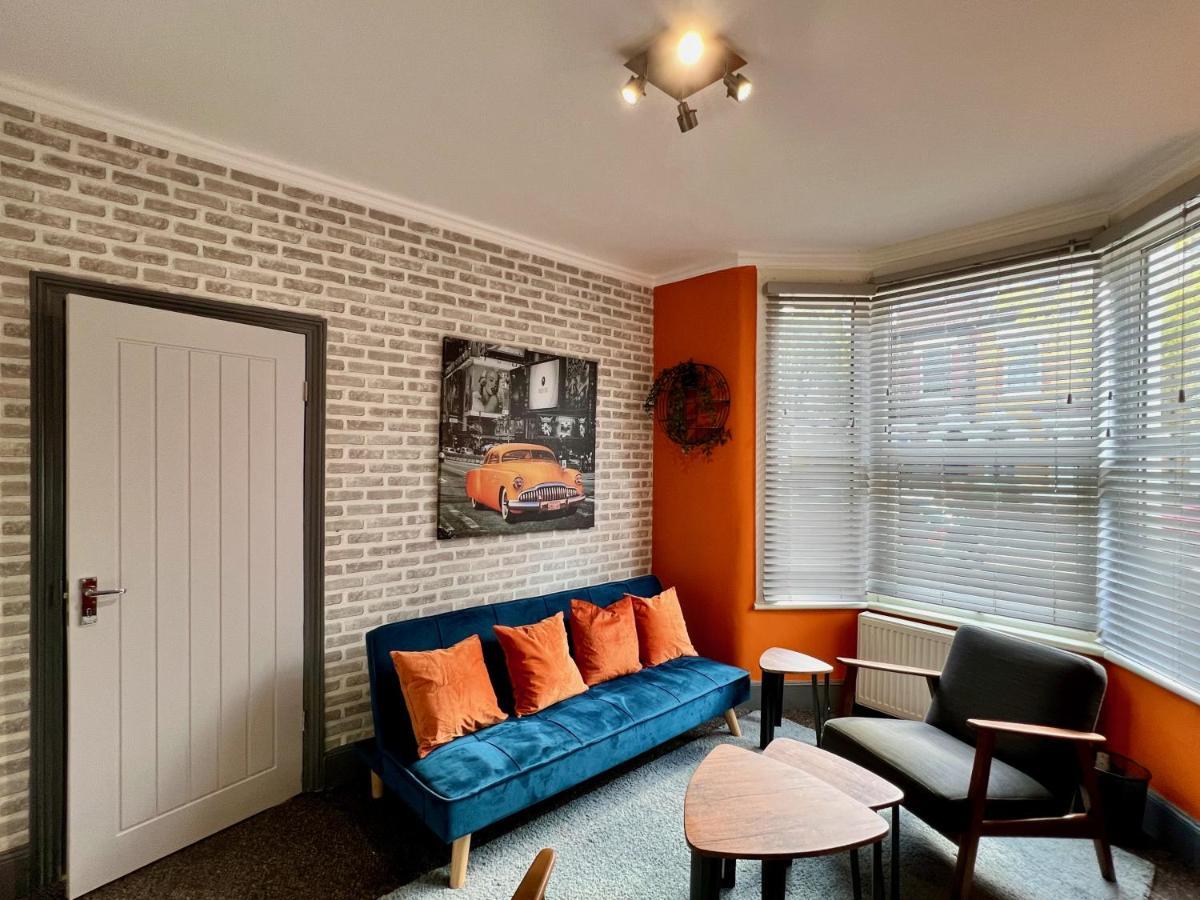 Clarence House 3 Bedrooms 8min To Station E17 North East Casa vacanze *