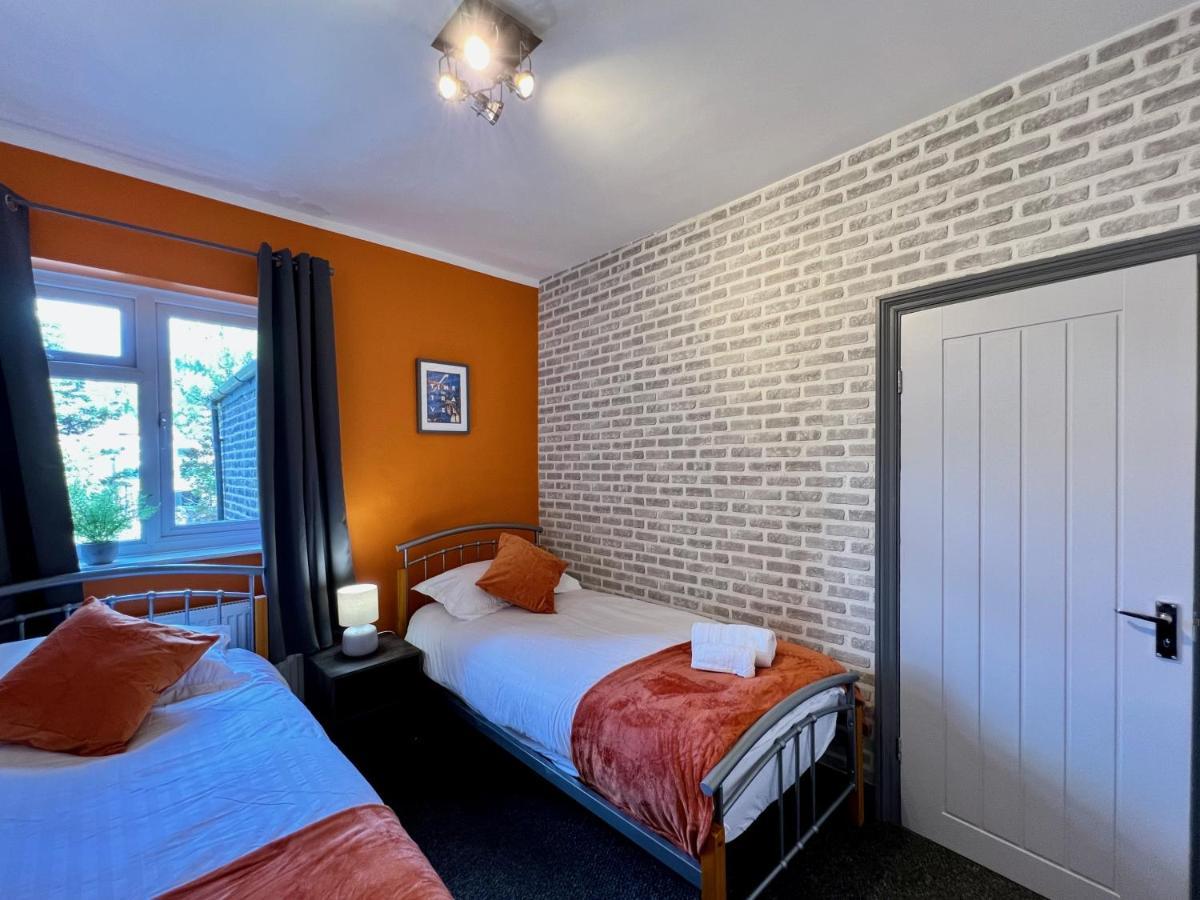Casa vacanze Clarence House 3 Bedrooms 8min To Station E17 North East