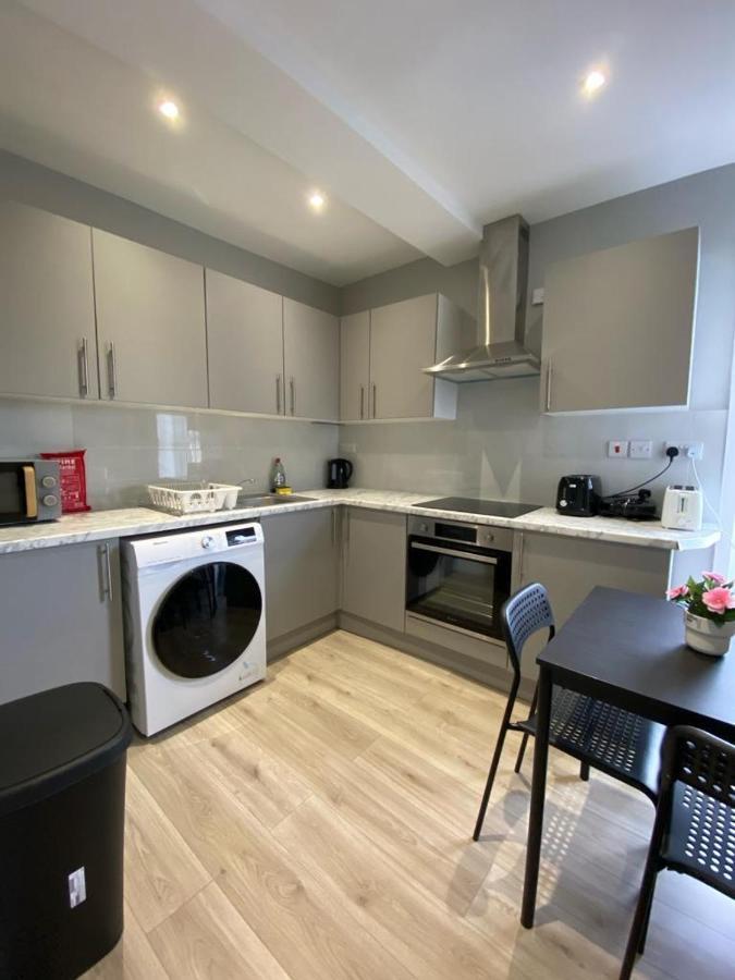 Holloway - Next To Emirates Stadium - Private Bathroom - Shared Kitchen London