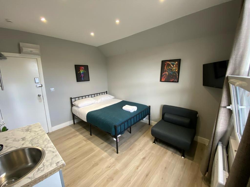 Holloway - Next To Emirates Stadium - Private Bathroom - Shared Kitchen * London