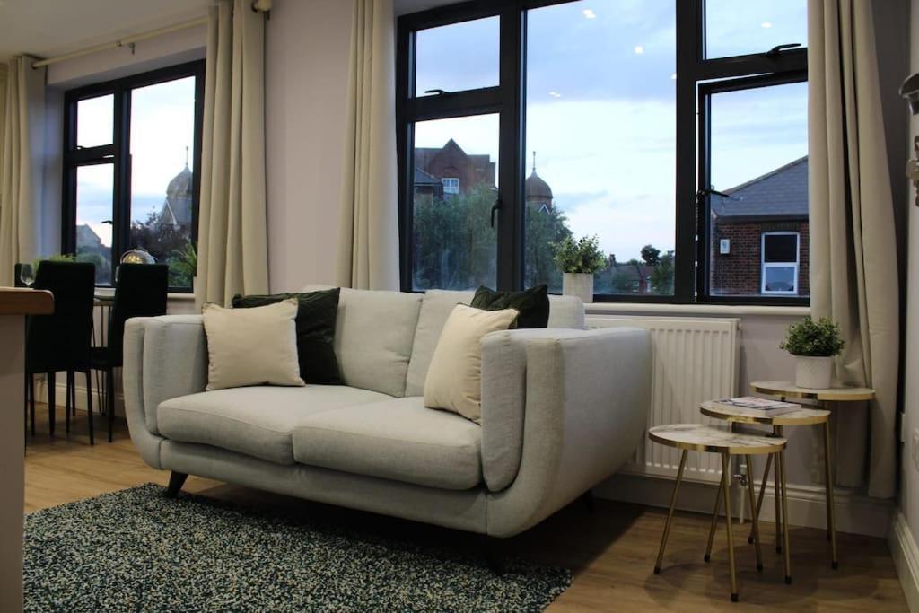 Lavish Near Wembley Stadium Londra
