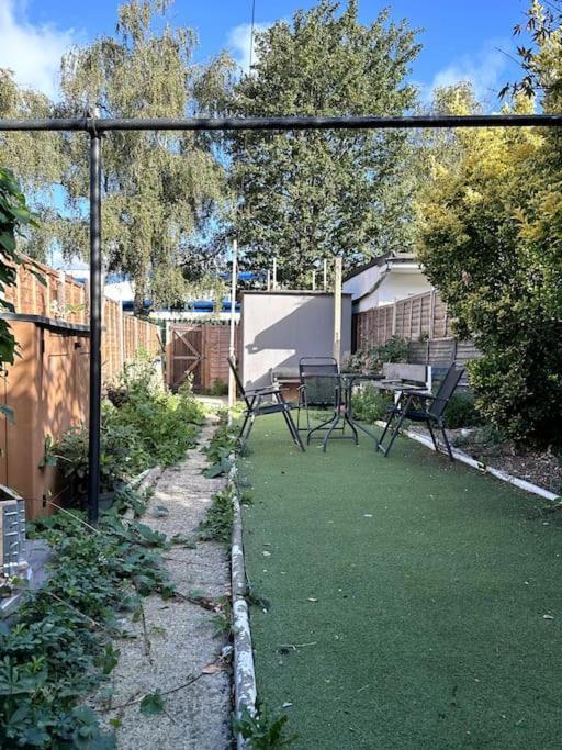 Appartement 18 Min To 5 Min Walk To Abby Wood