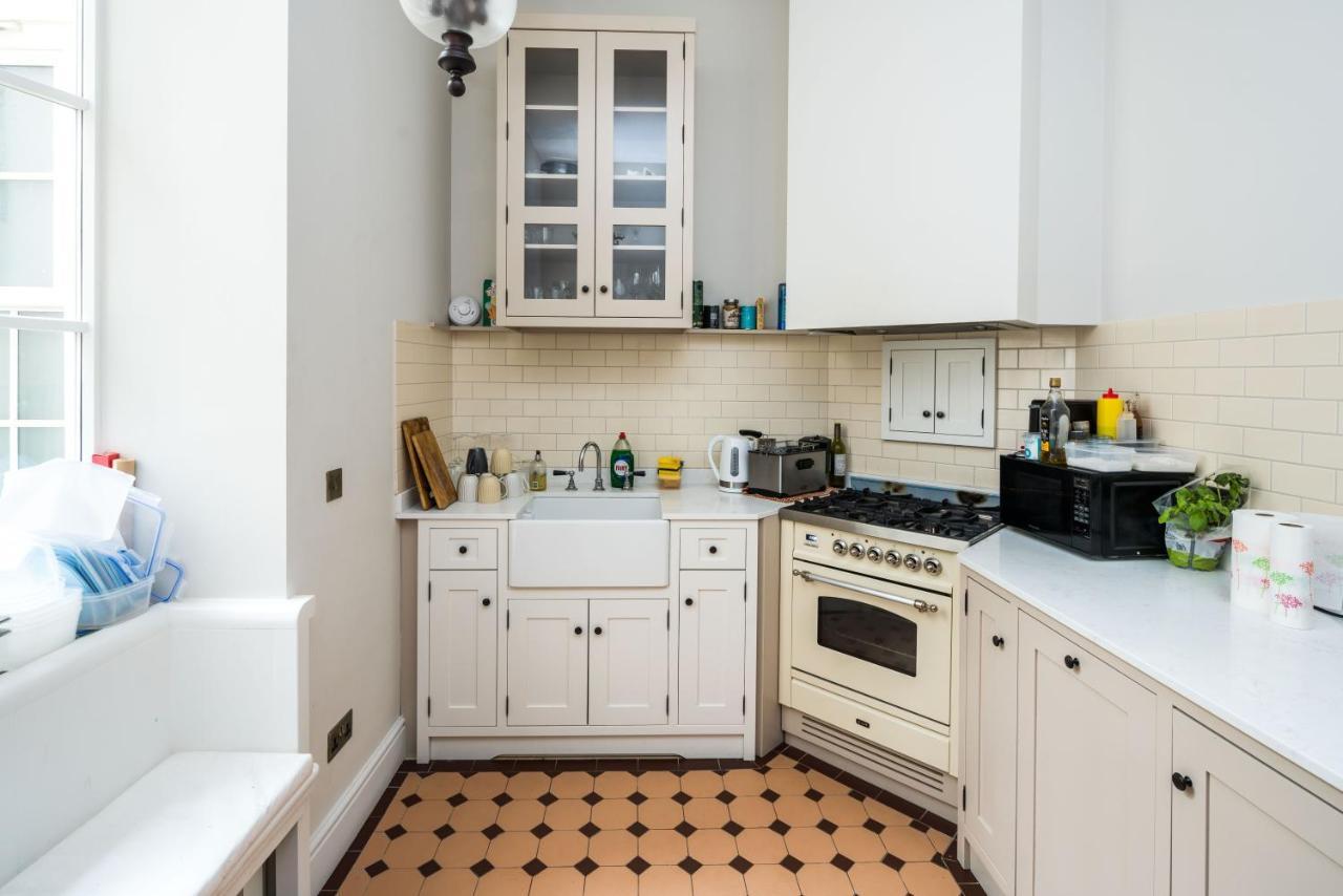 4 Bedroom House Up To 10 People At Heart Of Kensington And Chelsea Lägenhet *
