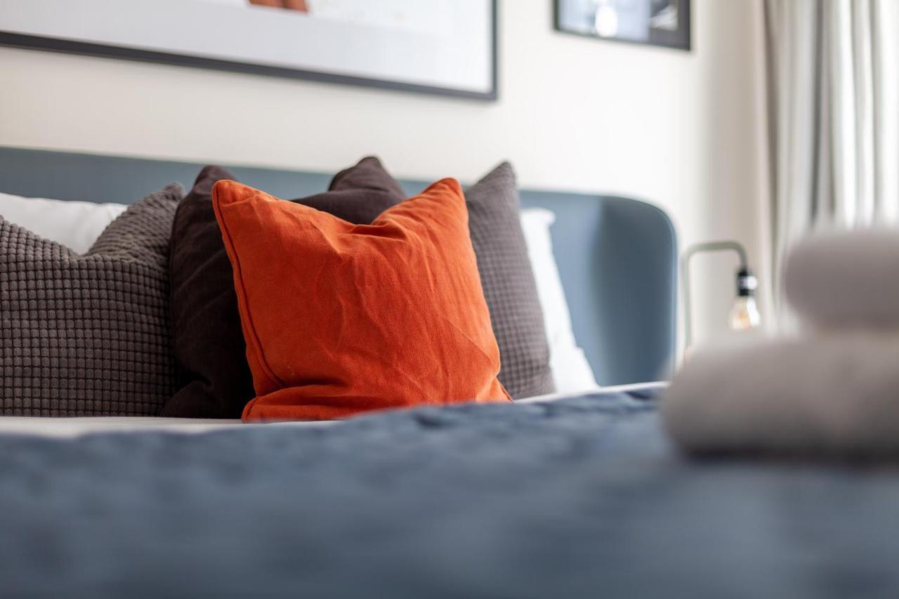 Stylish 2-br Ground Floor In Chelsea * Londen