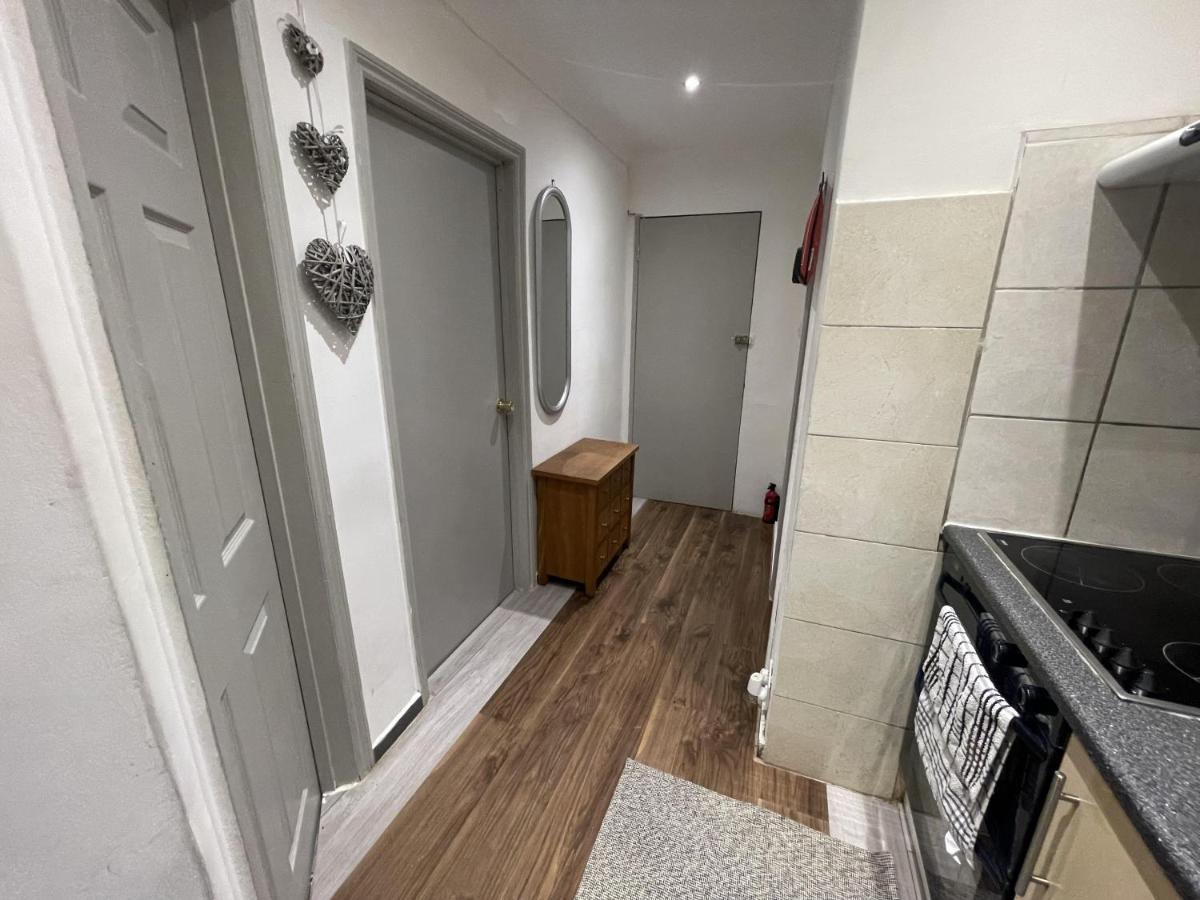 Lovely 1 Bedroom With Garden Appartement
