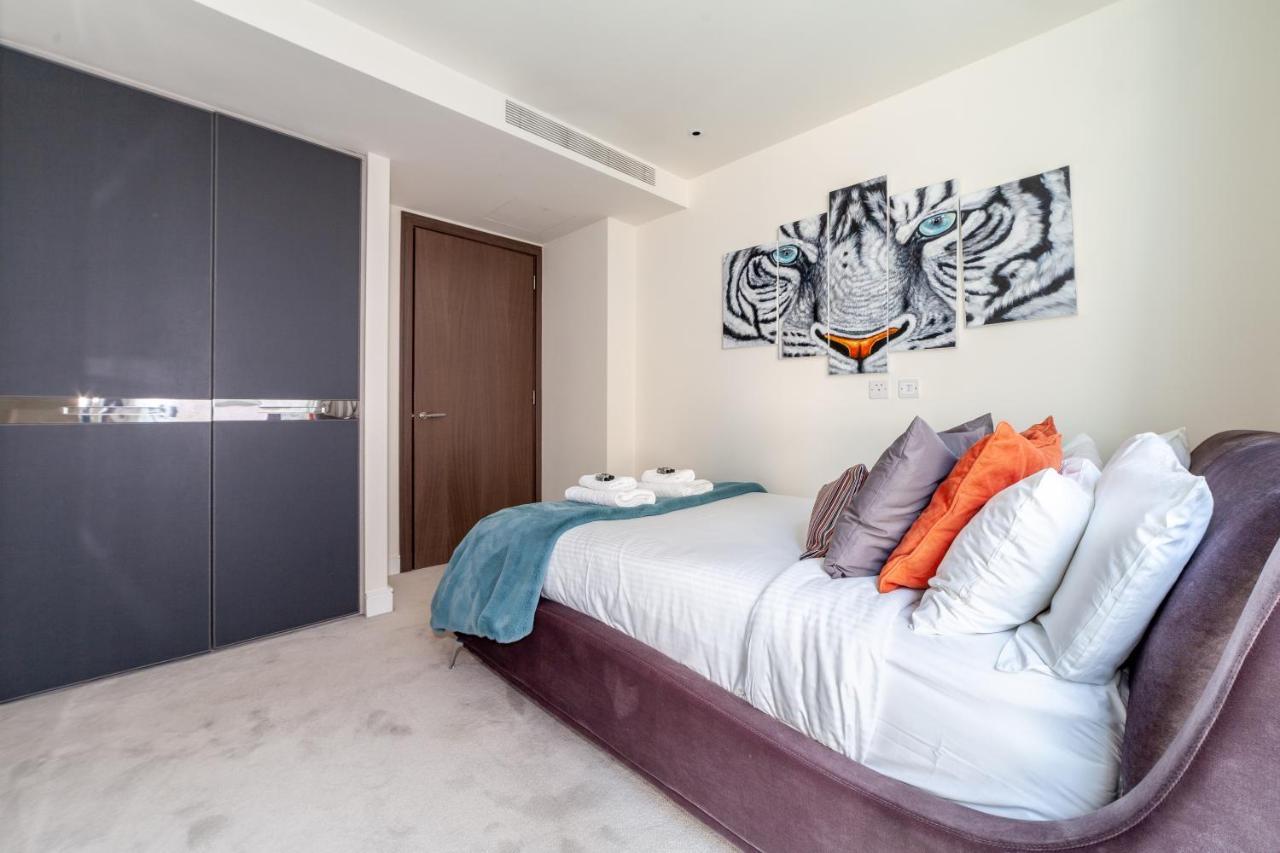 Stylish 2-br Ground Floor In Chelsea Appartement Londen