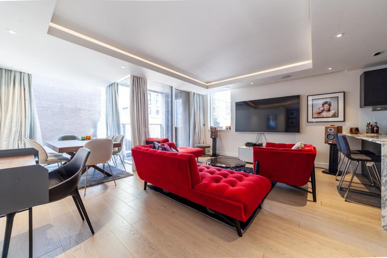 Stylish 2-br Ground Floor In Chelsea Appartement Londen