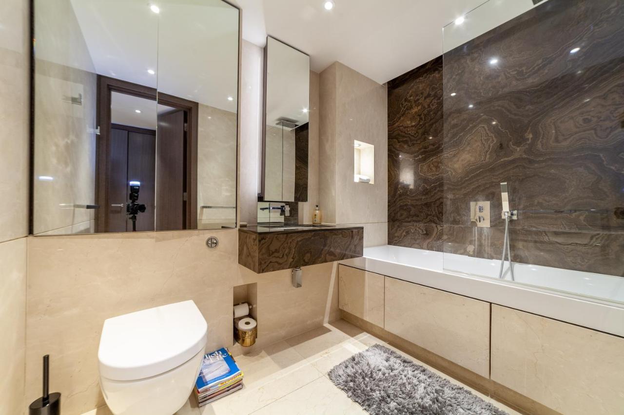 Stylish 2-br Ground Floor In Chelsea Londen