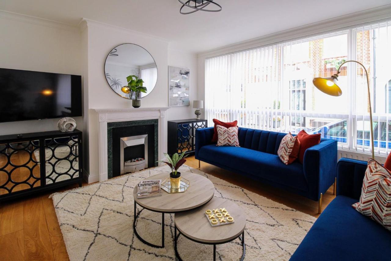 Ferienhaus Beautiful Mews House Near Natural History Museum London