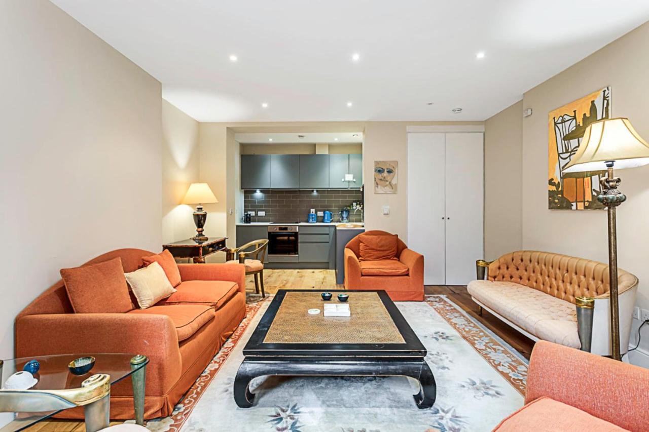 Beautiful Abode In Kensington Olympia * London