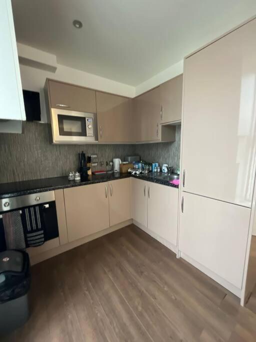 Appartement Flat 2, 417 Fulham, 2 Bedroom, 1 Bathroom Flat *