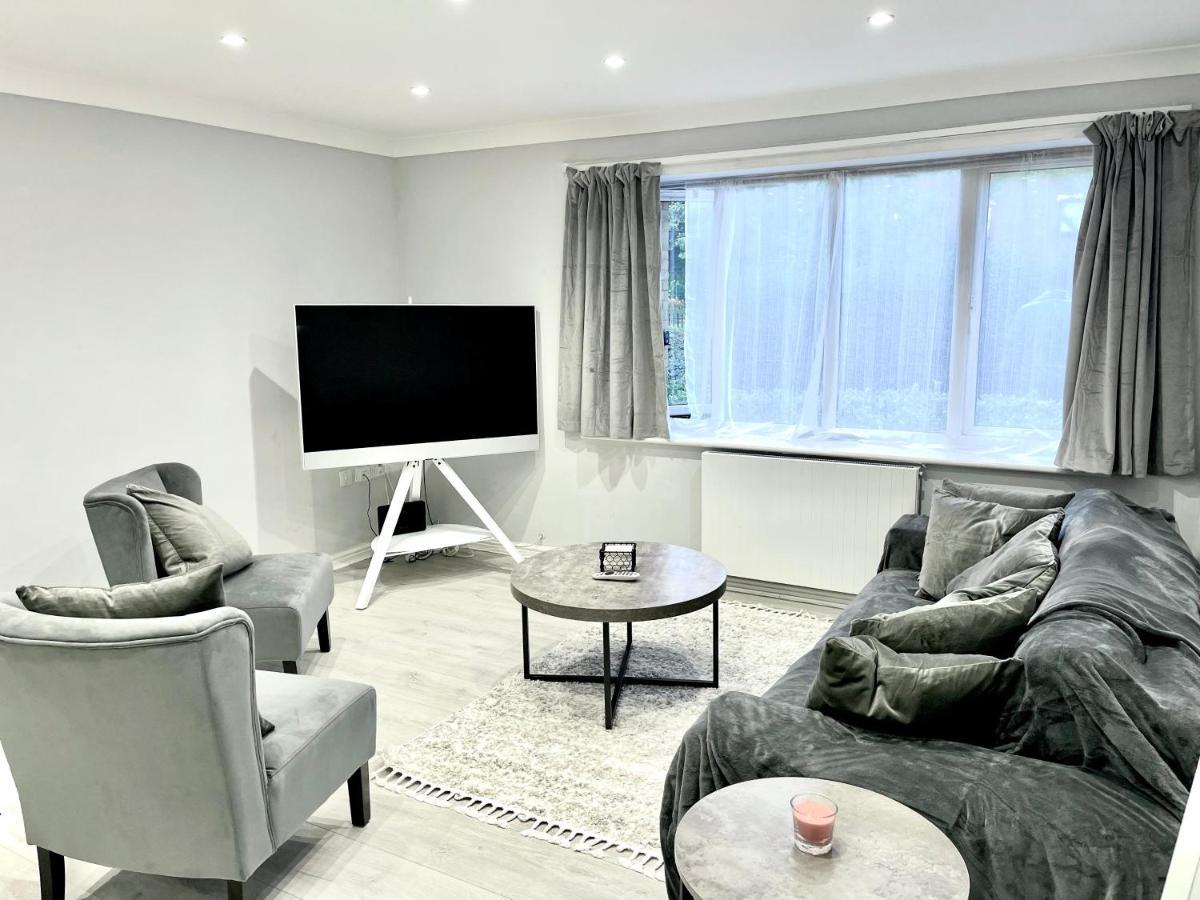 Lovely 1 Bed Apartment, 15mins From Central Lägenhet *
