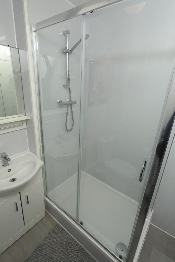 Appartamento Self Contained 2 Bedroom Flat In Southwark Londra