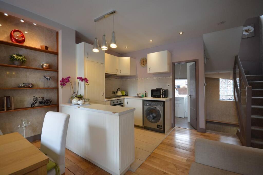 Apartment Cheerful 2 Bed With Terrace In Camden London