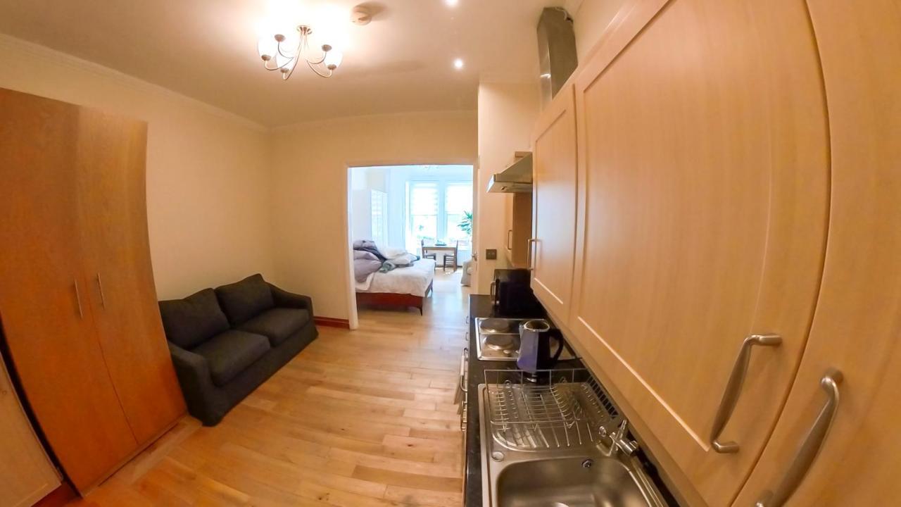 Lovely&bright Flat Close To Lägenhet London