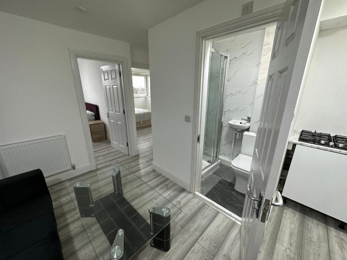 3 Bedroom Bayswater Lejlighed London