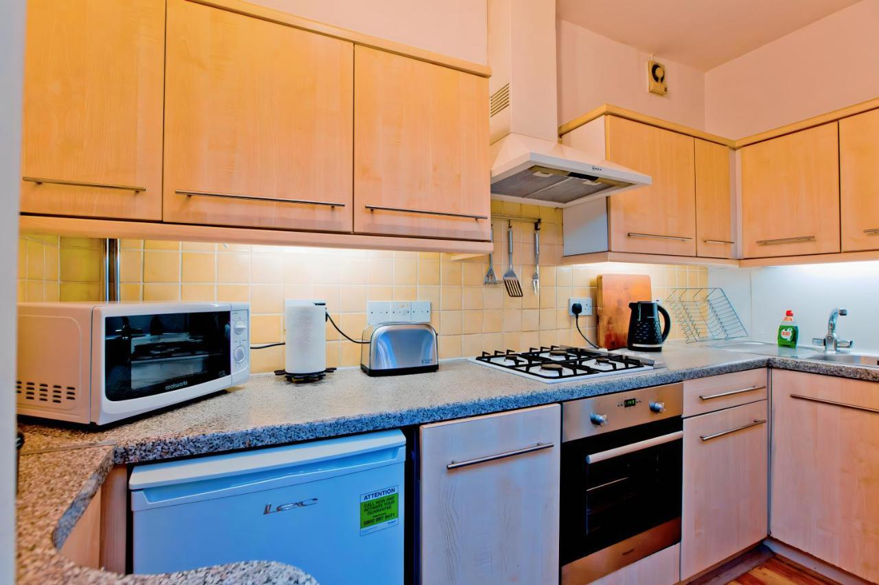 Leilighet Gorgeous 2-bed Flat - 25 Minutes Walk From Winter Wonderland London