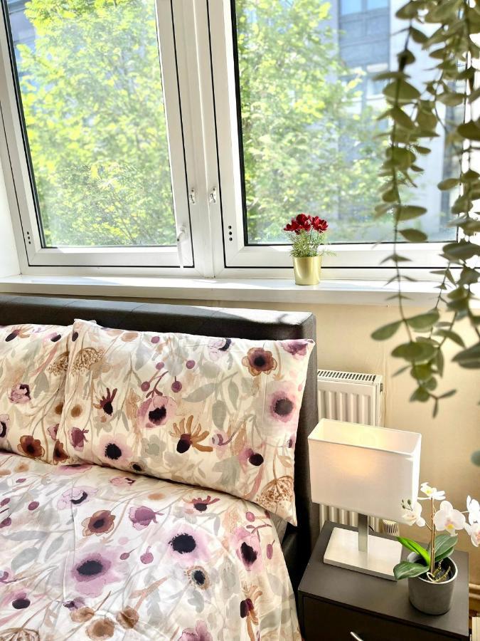 3br Close Station Lejlighed *