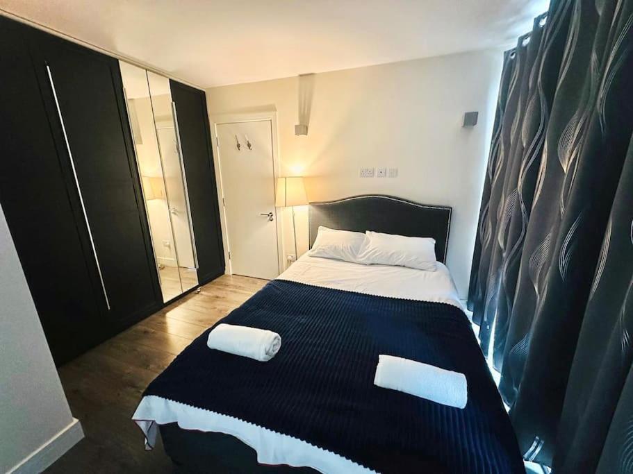 Appartement Luxurious 2 Bedroom Flat In *