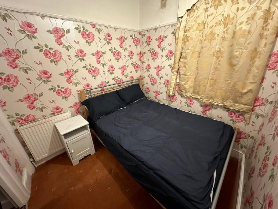 Sweet Dream 3 * London