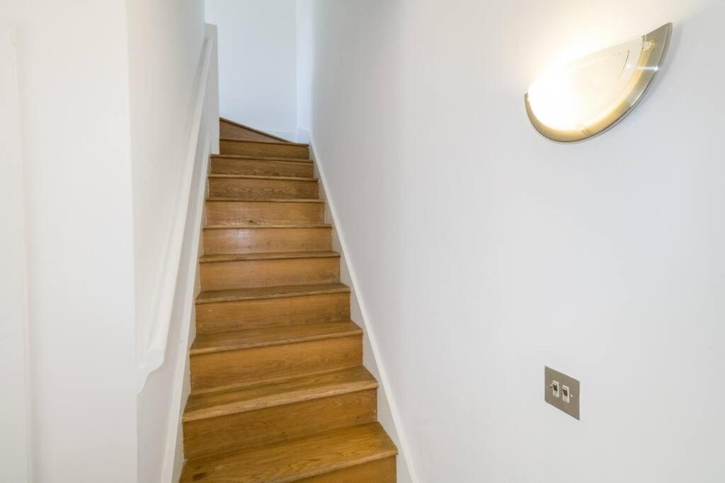 2 Bed Private Townhouse Mews, King's Cross Lejlighed London
